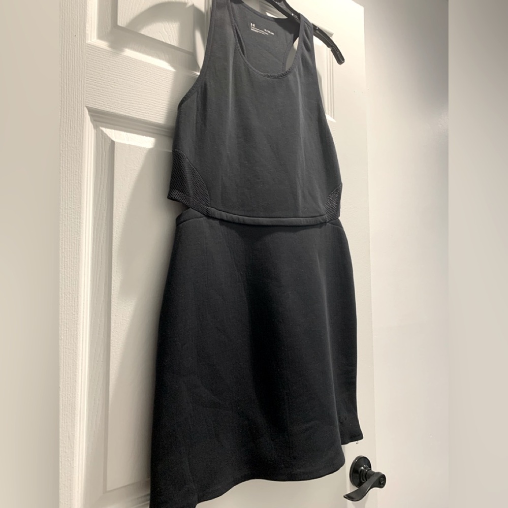 UA dress-size XL